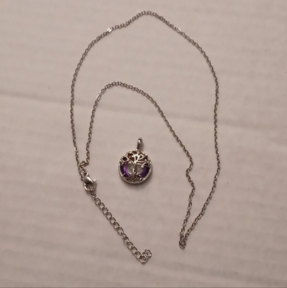 4/$40 New "Tree of Life" Necklace - Picture 2 of 7